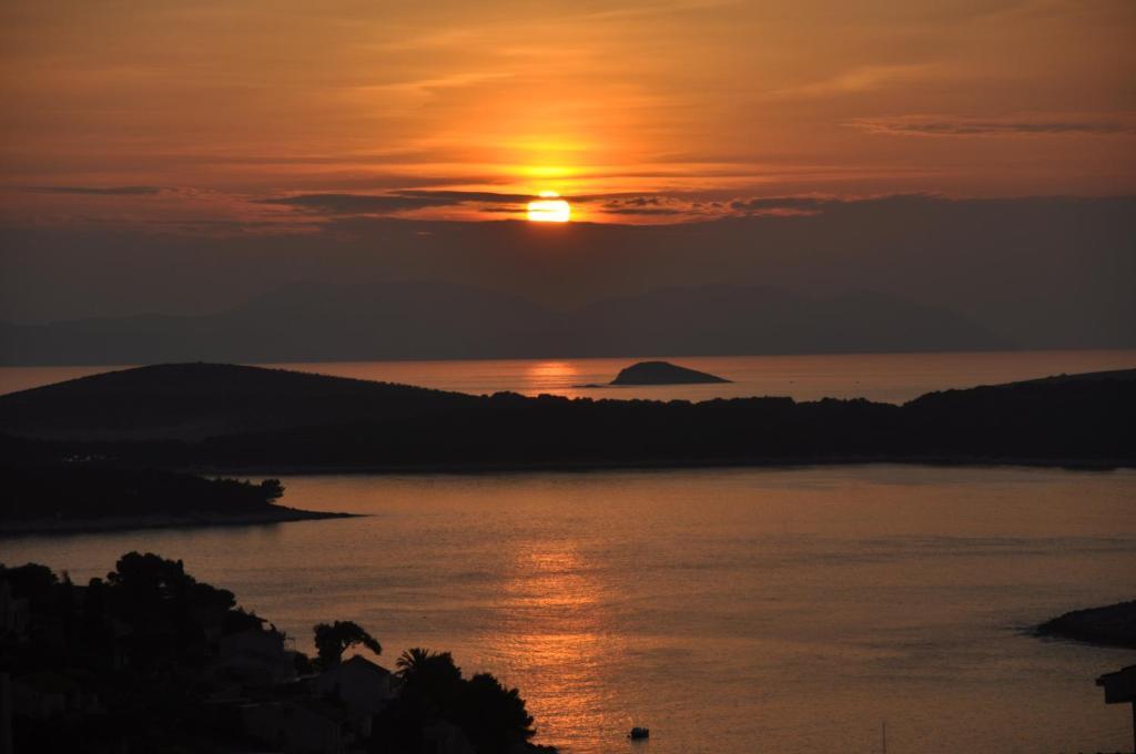Guest House Stefica Hvar Town Exterior photo