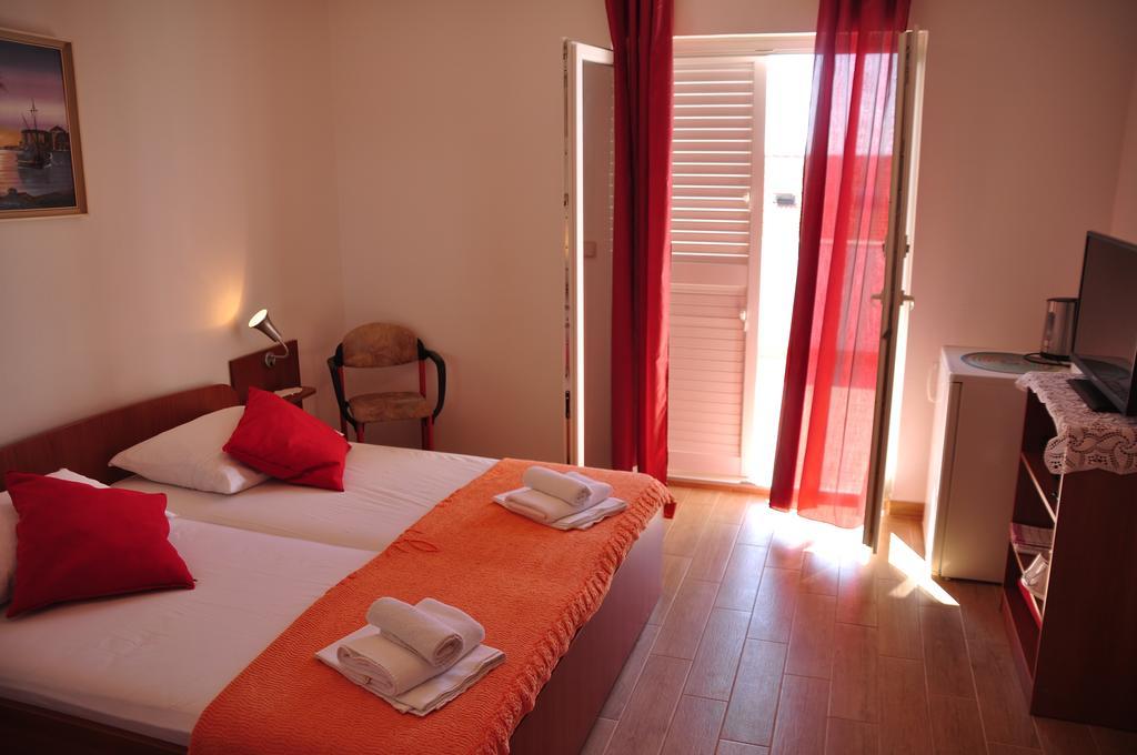 Guest House Stefica Hvar Town Exterior photo